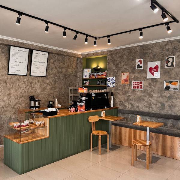 CHIȘINĂU: A BRIGHT BRUTALIST BREW